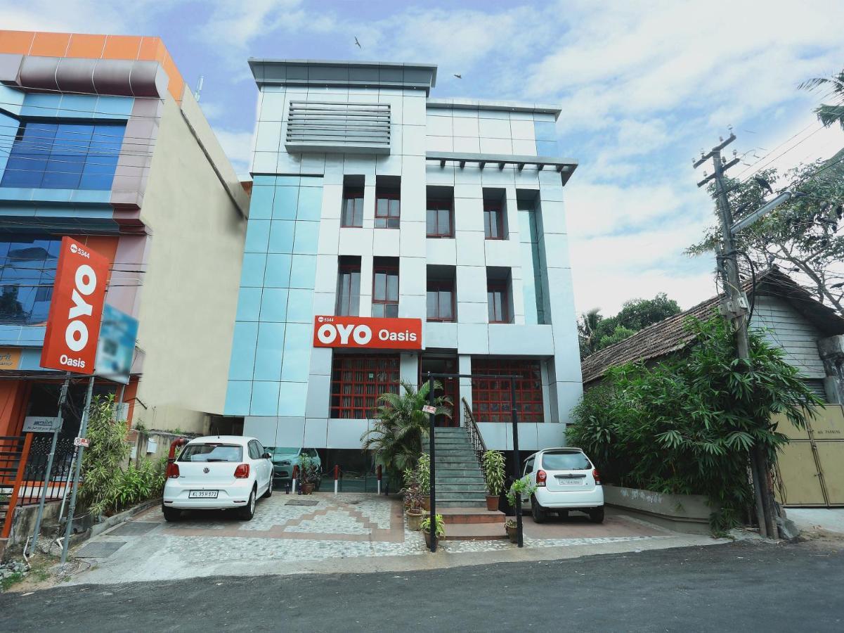 Hotel O Oasis Thiruvananthapuram Exteriör bild