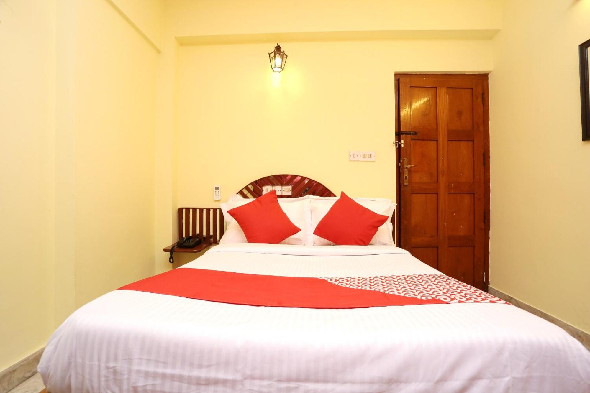 Hotel O Oasis Thiruvananthapuram Exteriör bild